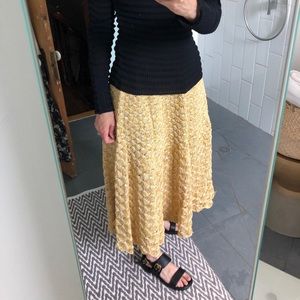 Vera Wang woven string midi skirt w scallop hem